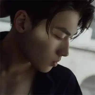 感的成熟稳重男头图片 高级优质小众独特的微信男头_男生头像_美头网