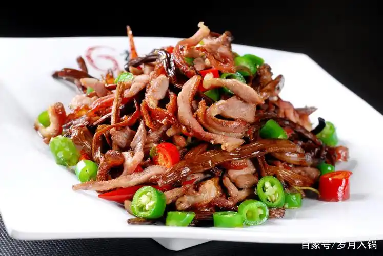 高清美食图片欣赏——茶树菇做的佐酒菜品02