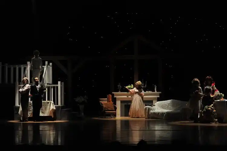 五四青年节话剧《哈佛大学之父》再次空降京城!