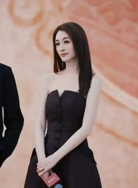 《庆余年2》长公主终于登场,48岁李小冉状态惊人.