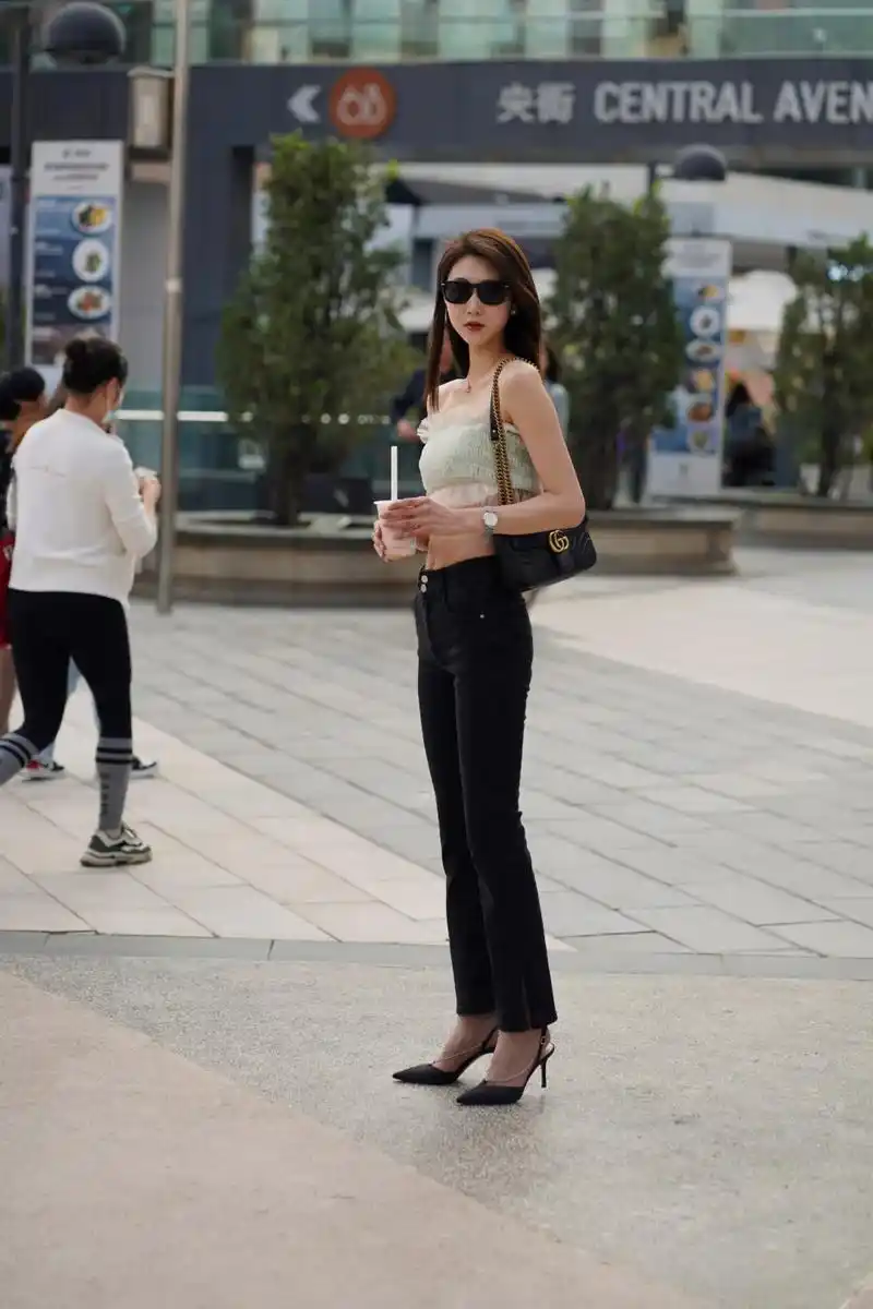 高跟鞋 #女王的高跟鞋 - 抖音