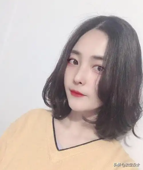 2020最洋气的减龄发型中长发中长发推荐发型