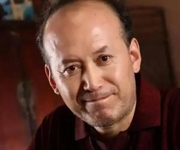 回顾演员李琦每天2包烟顿顿8两酒不顾医生劝诫如今怎样了