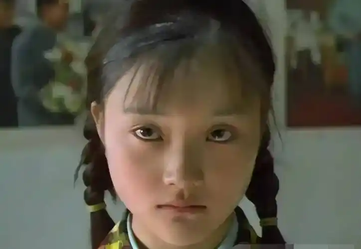 李小璐小时候长得肉