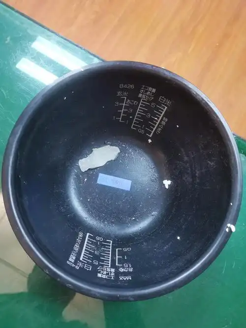 你家电饭锅内胆涂层掉漆吗内锅涂层有划痕能修复吗