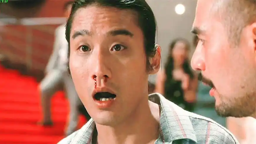 电影:邱女神红衣赌场大显身手救弟弟,影帝梁家辉看的只流鼻血