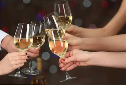 《天才少女》麦肯娜·格瑞丝 玛丽·艾德勒动图