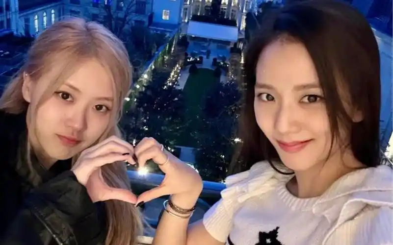 【chaesoo|搞笑向】原来jisoo喜欢rosé的大长腿!哈哈哈哈哈