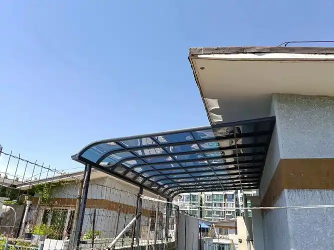 铝合金雨棚安装完成实例返图