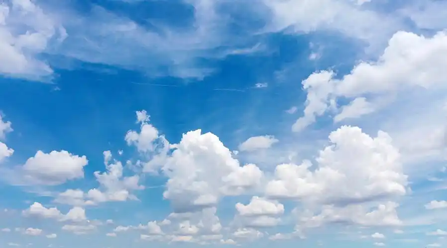 蓝天与白云 洁白云朵与蓝天的结合天空的魅力