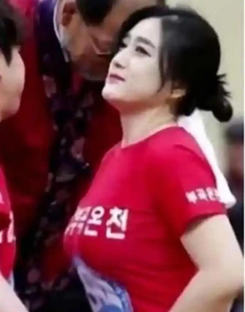 《财阀家的小儿子》演员朴智炫,曾体重80公斤,摔跤选手出身?