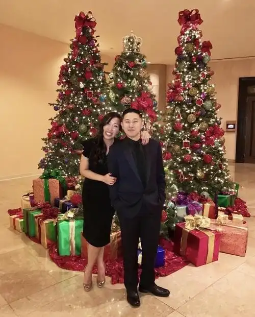 他的人生故事一直在继续▲专栏作者:beeside部分图片来源于欧阳靖ins