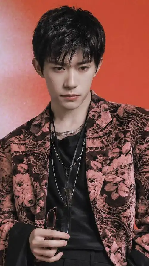 回归爱豆身份的易烊千玺##玺子哥好适合唱酥酥麻麻的歌