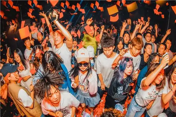 推荐西安范特西酒吧华丽蜕变全新版本荣耀回归