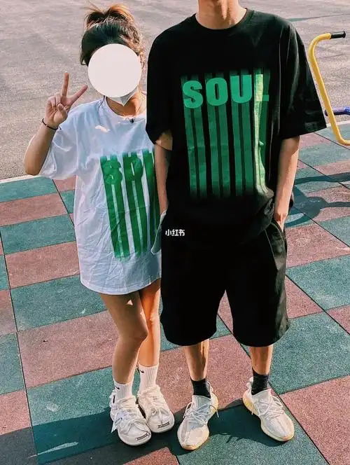 155185的情侣穿搭