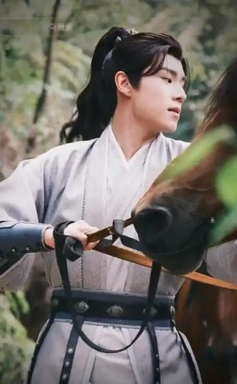 《惜花芷》辣眼,张婧仪就算了,看到胡一天,网友:哪来的勇气