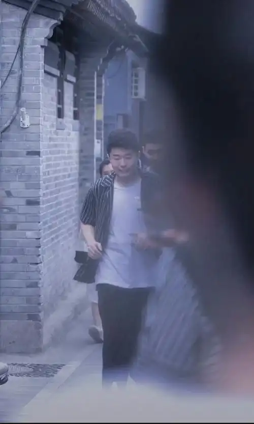 论你相册没有的周九良2(附赠挤.