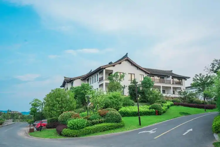 杭州天域开元观堂:域您健康行   用关爱筑起假期的健康屏障