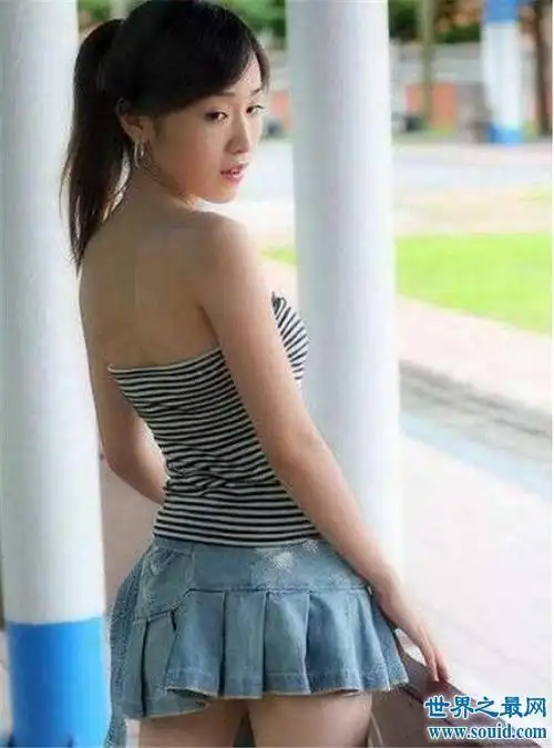 世界上最短裙子宅男惊呼受不了不看后悔