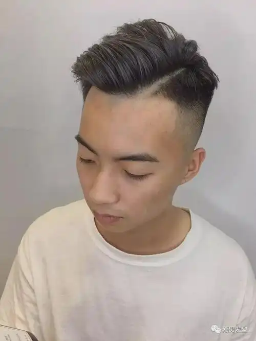 初秋男生发型怎么剪最帅气留这4款剪完让你秒变靓仔