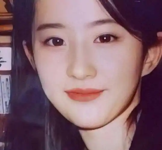 刘亦菲早期的照片,令人窒息的神颜就是她自己也无法超越_无敌_姐姐