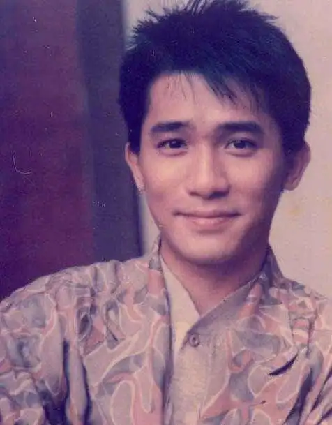 组图:那个斩获无数演艺大奖的梁朝伟56岁了!昔日剧照大盘点