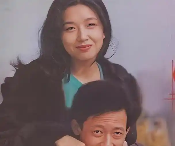 王志文与靳东都没娶到的江珊为何最后却嫁给了平平无奇的田小洁