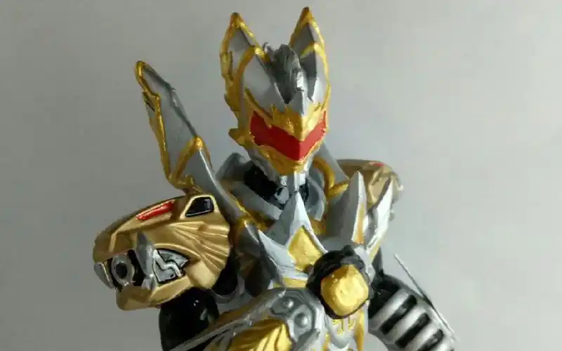 宅男自制铠甲勇士帝皇侠铠甲,宅男星矢,偃心道具工作室