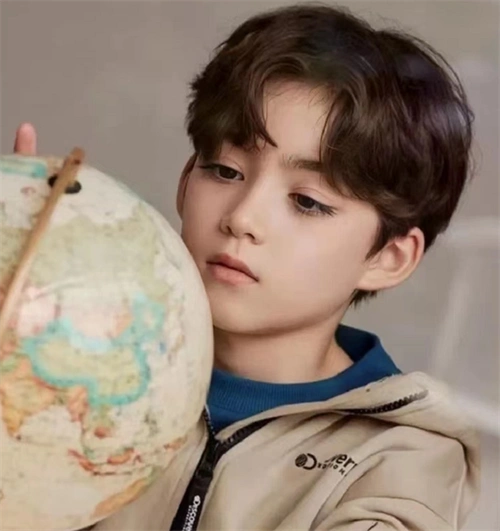 3-6岁小男孩发型 打造帅气小绅士_儿童发型 - 美发站