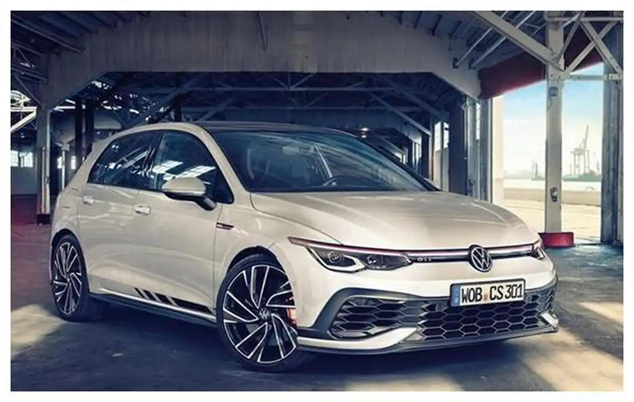 大众发布了第八代高尔夫gticlubsport的官方图片,新车定位于gti和