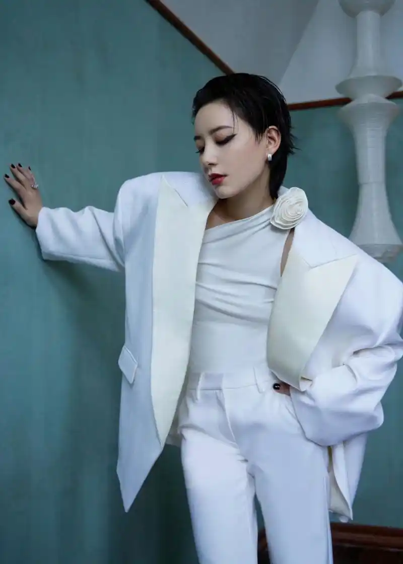 李斯丹妮  高跟凉鞋美腿