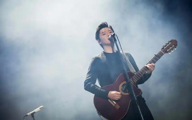 【梁博】2023年4月8日广州海潮宇宙音乐节梁博现场,第一次见面,三生有