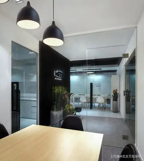 个人工作室舒适的办公环境功能区现代简约功能区设计图片赏析