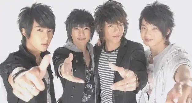 所以,尽管谢霆锋当仁不让成为本季的冠军人选,但由于个人意愿和档期的