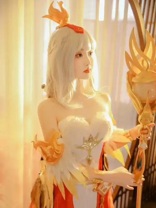 王者荣耀王昭君凤凰于飞cos