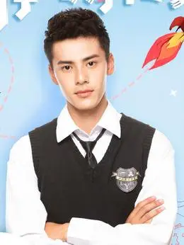 易海蓝(朱致灵饰演)