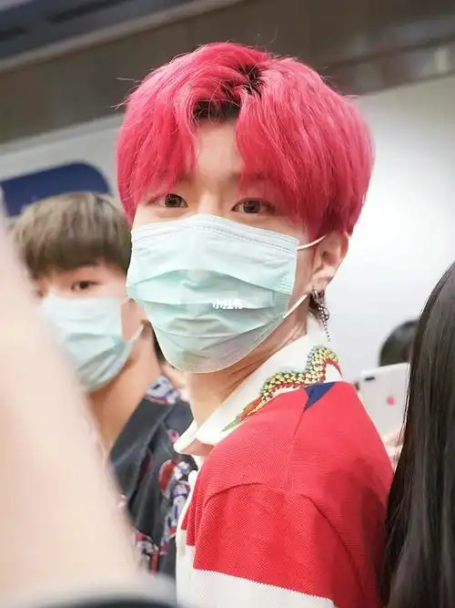 范丞丞  #丞星  #发色  #可可爱爱的范丞丞  #神仙颜值范丞丞