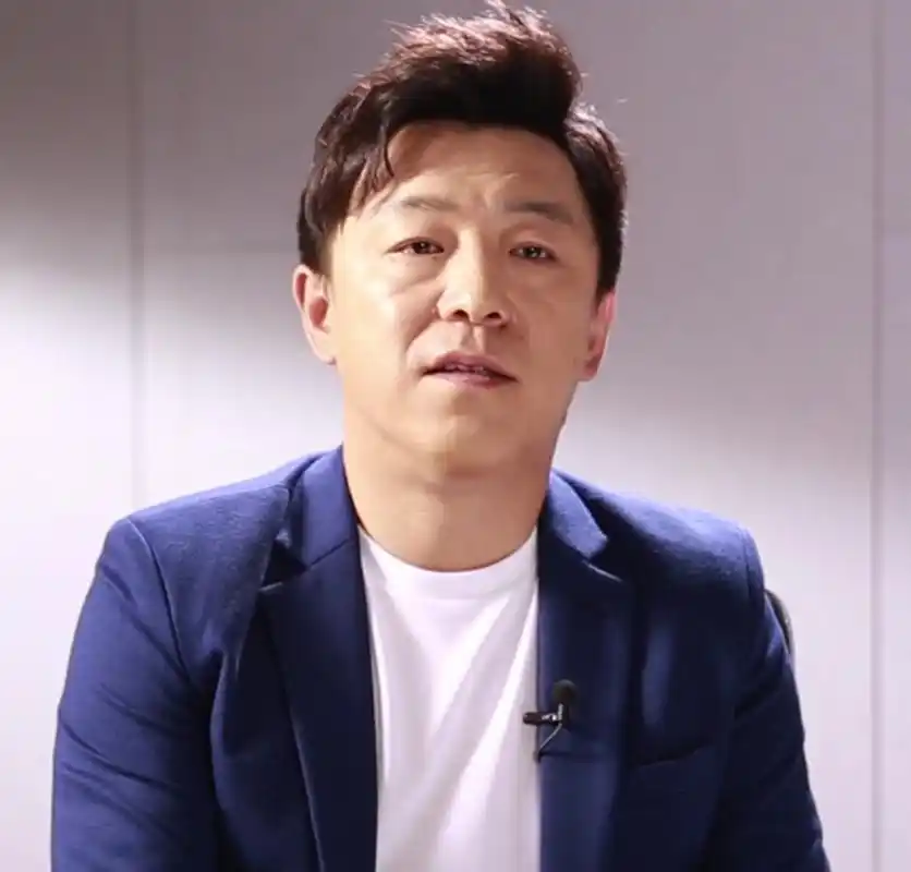 冯小刚为何说黄渤和孙红雷是演艺界的耻辱?