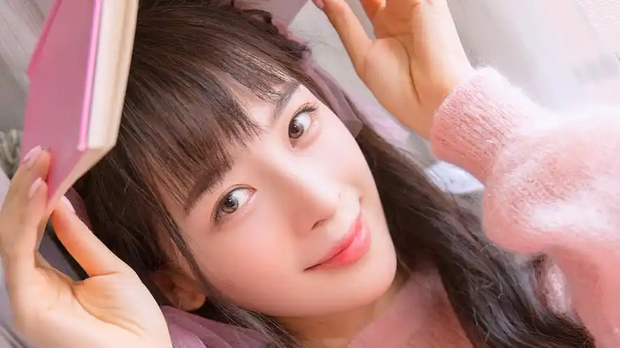 粉嫩清纯萝莉美女唯美高清桌面壁纸