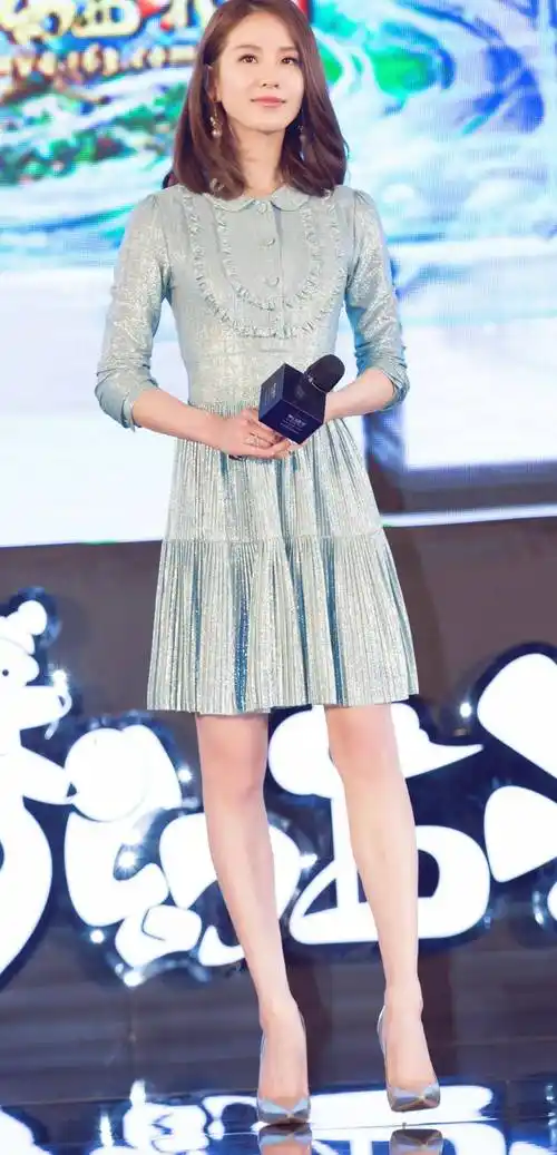 刘诗诗的尖头高跟鞋美艳图片_明星_女神_连衣裙