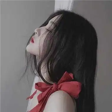 女生头像唯美侧身