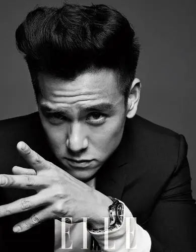 彭于晏帅气搞怪写真图片