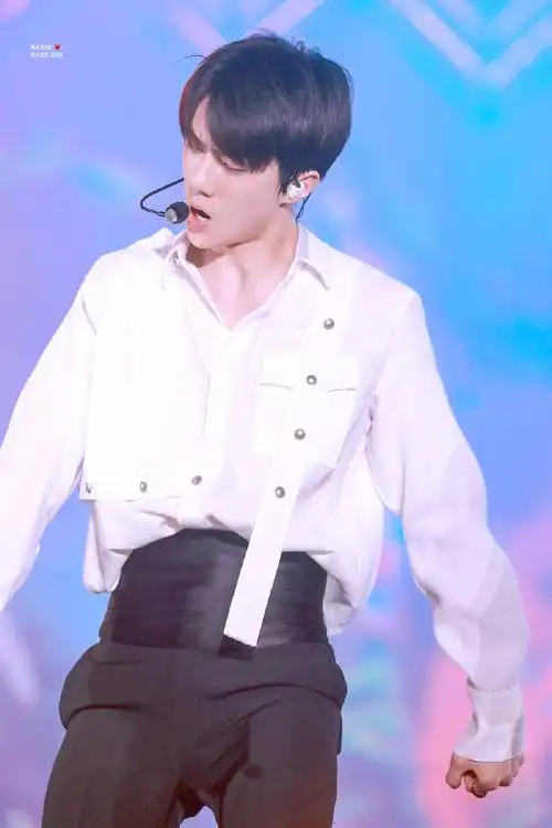 吴世勋束腰合集