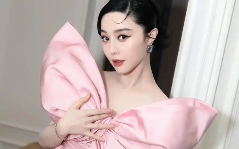 绝了 范冰冰不愧是红毯高定女王!