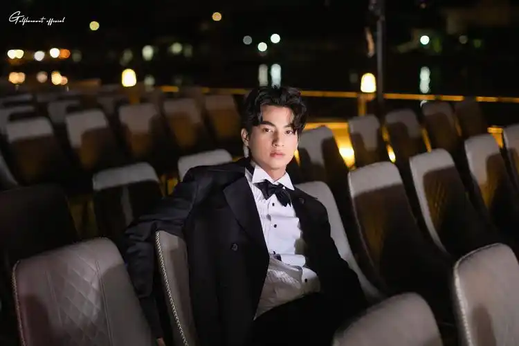 缪糕10月图第二十一弹-黑,黑衣专辑today?