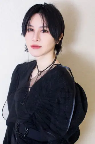 尚雯婕金鸡奖提名表彰仪式献唱原创电影主题曲