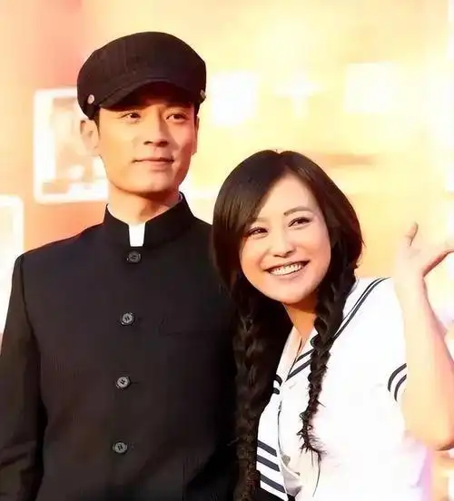 回顾郝蕾:爱情婚姻都有泪,带双胞胎儿子生活,离婚后与父亲和解