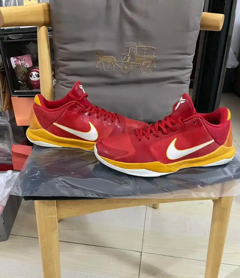 科比5中国红 zk5番茄炒蛋 篮球鞋.#我要上热门 科比5中 - 抖音