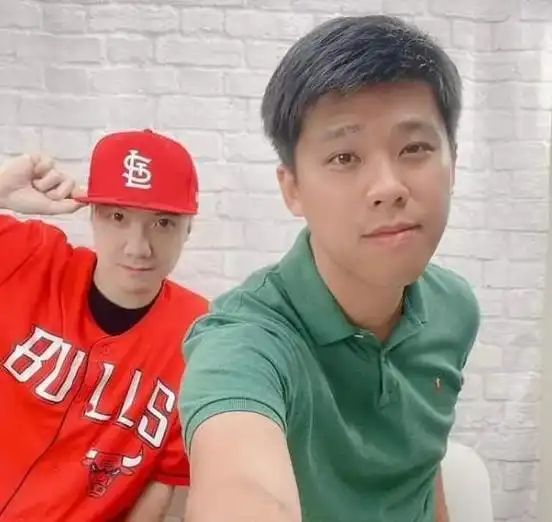 曝贺军翔背着妻子吻辣妹,葛斯齐称手握猛料,经纪人不敢正面回应