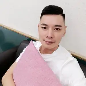 不要迷恋哥郭峰头像